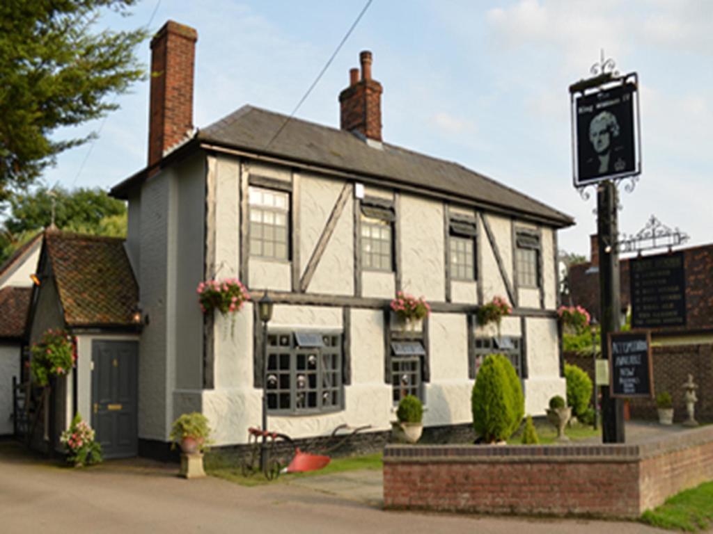 The King William IV Royston (Hertfordshire) Exterior foto